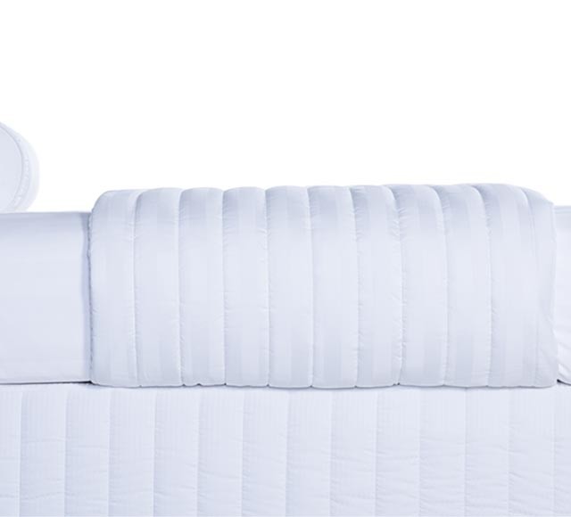 Corniche Coverlet in Hampton Wide Stripe